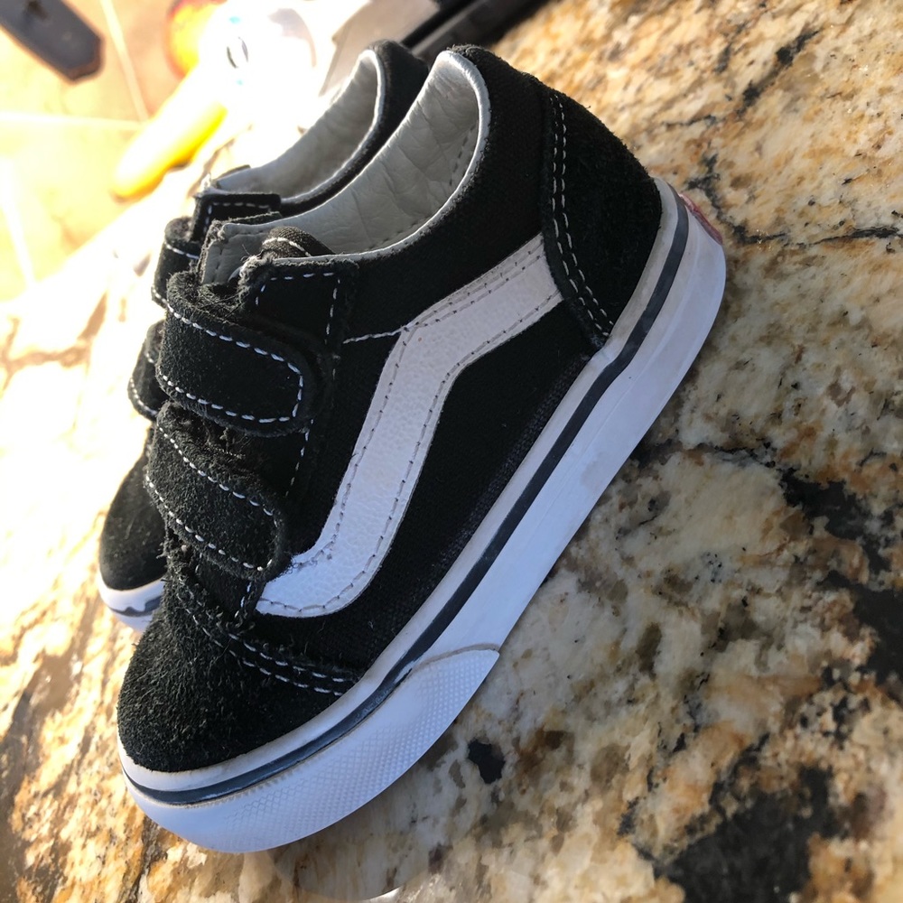 Vans size 6 toddler